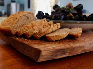 Cooking with Kenny: Mussels Marinara with Wayfarers' Beer Bread
